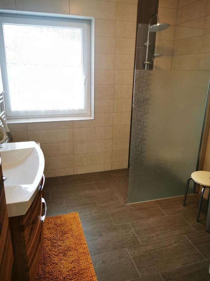 Apartament Panoramablick Exklusiv Villach Zewnętrze zdjęcie